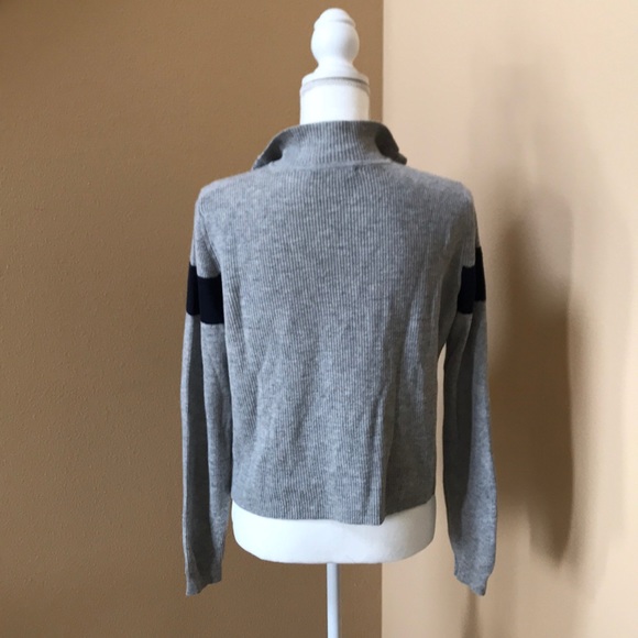 BRANDY MELVILLE Cropped Sweater - Picture 4 of 5